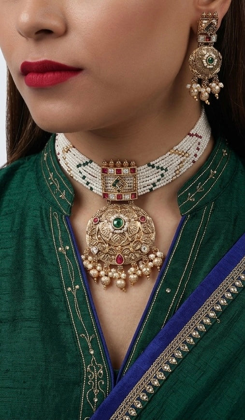 Jannat Gold and Pearl Choker