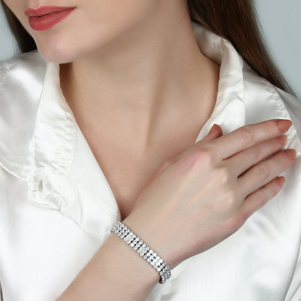Silver Line of Stones