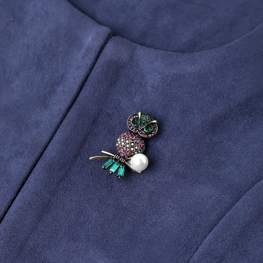 Owl in White Pearl with Ruby Polki Stud