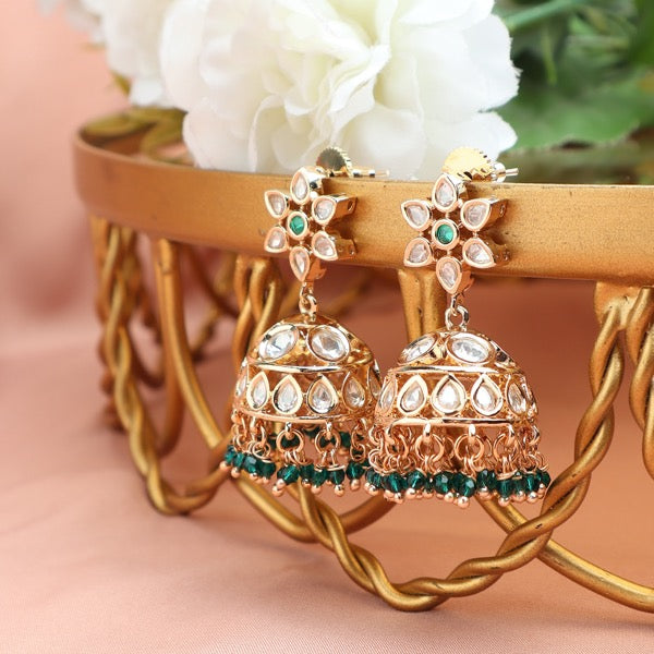 Simar Polki Jhumki in Green
