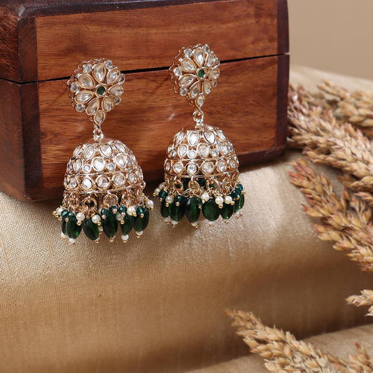 Sama Jhumki in Green