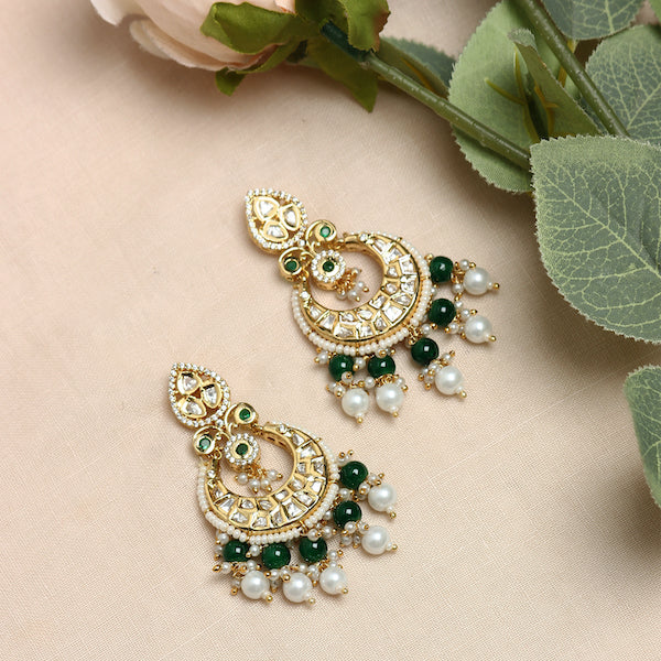 Soni Kundan Earrings in Emerald