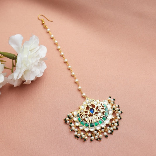 Pari Kundan Maang Tikka