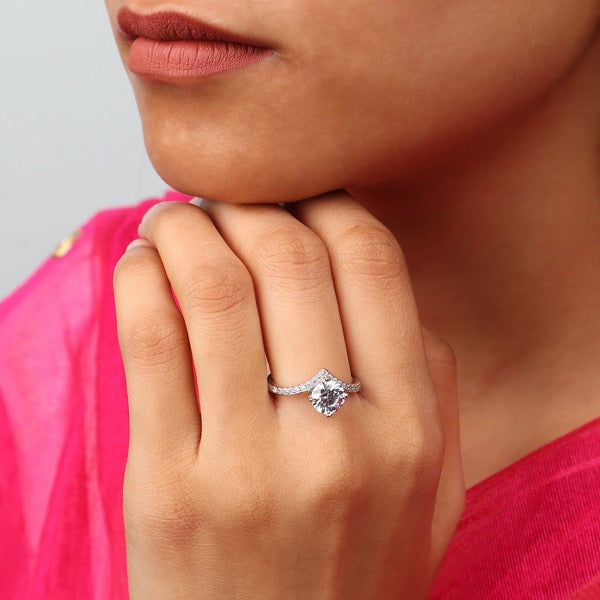 Ann Solitaire Ring