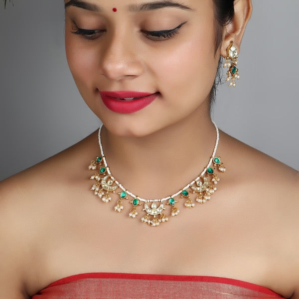 Ketaki Ahmedabadi Kundan Choker in Green