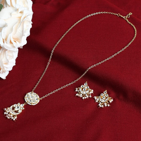 Chandrika Kundan Pendant Set