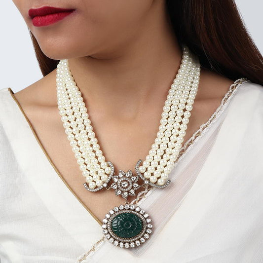 Sheeba Pearl Set