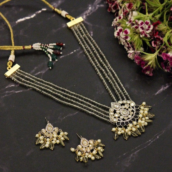 Noor Set in Grey