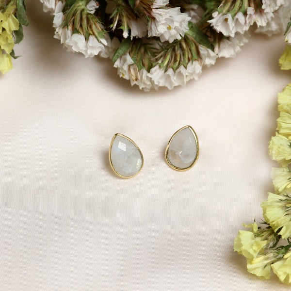 92.5 Silver Stud in MoonStone