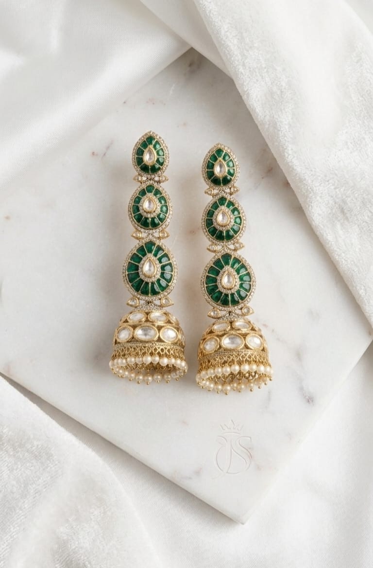 Meenal Emerald Kundan Jhumka
