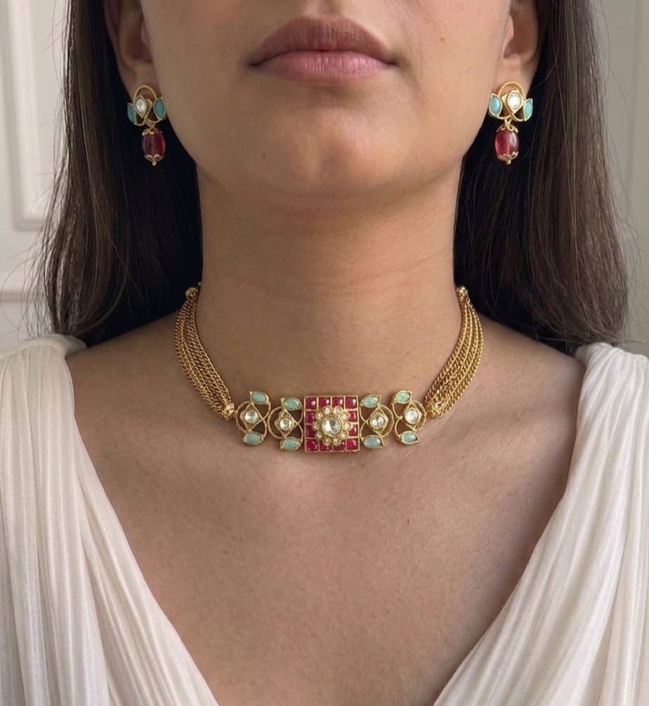 Tarini Multistrand Gold Mesh Choker Set