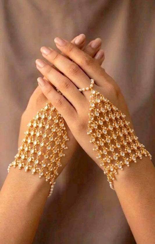 Zaria Pearl Hath Phool