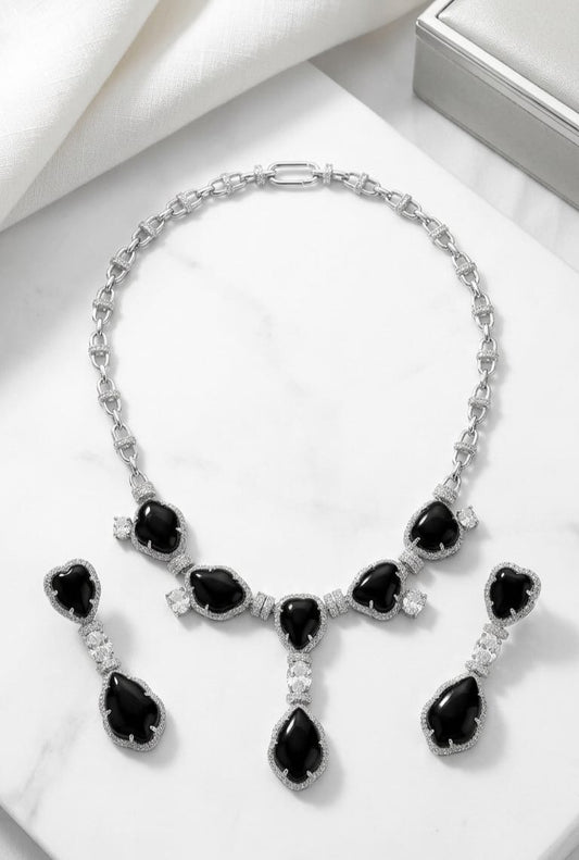 Onyx Royale Neck Set