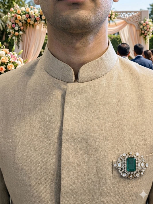 Rajwada Emerald Brooch