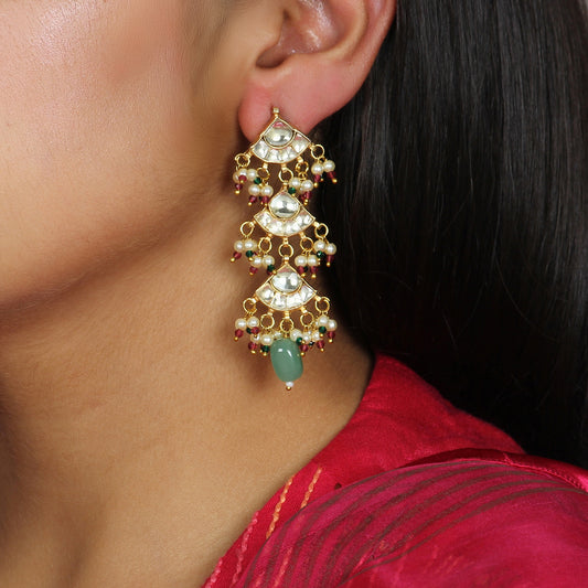 Nazish Pachi Kundan Earring