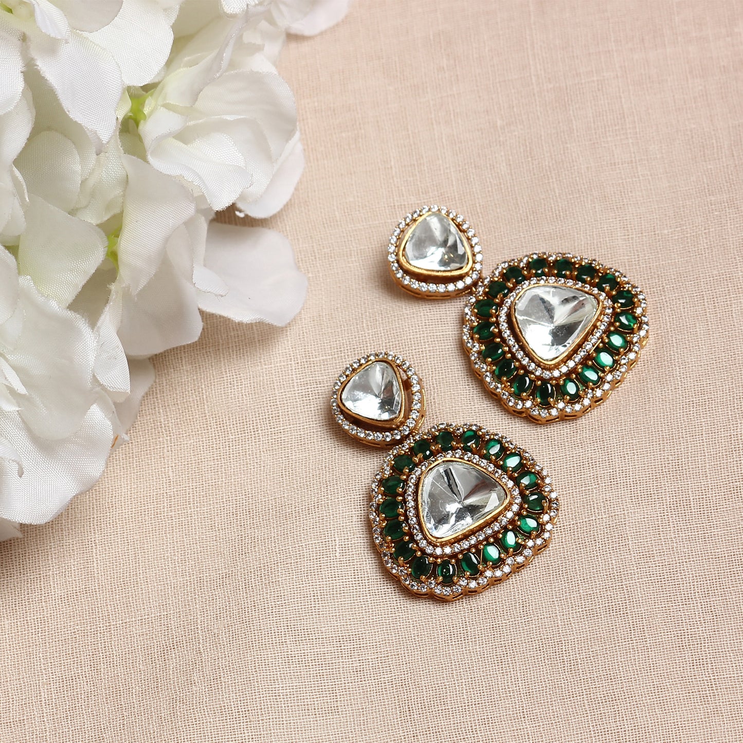 Jannat Polki Hanging in Green