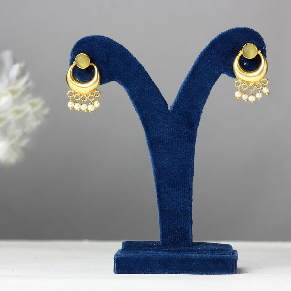 Chaand in Yellow