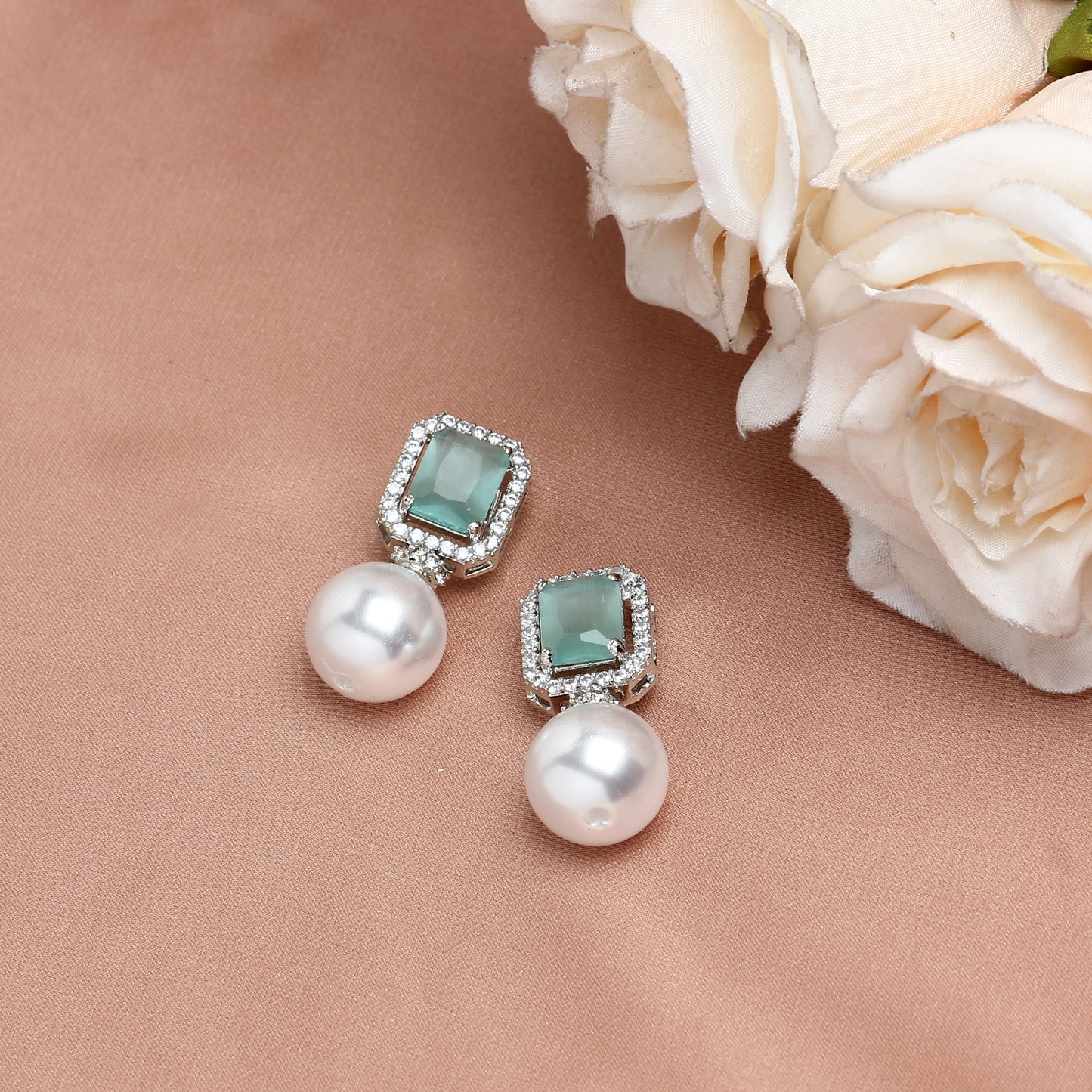 Mint in Pearl