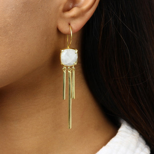 Solid Hangings in White