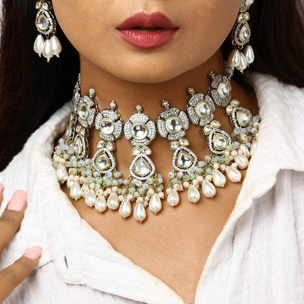 Gauri Choker