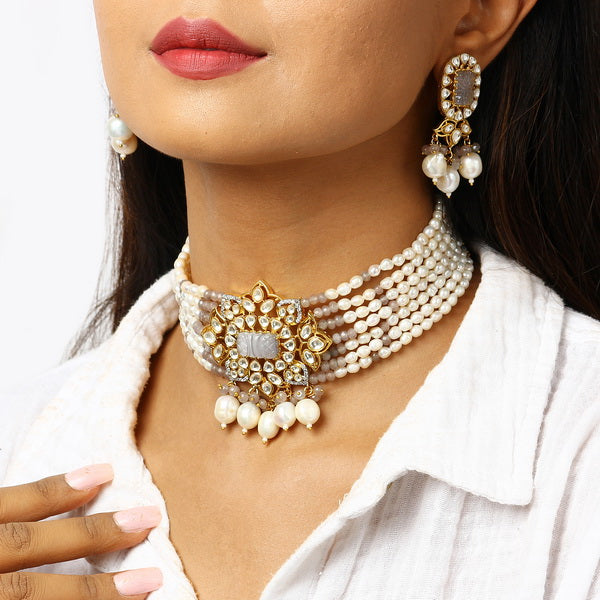 Parinita Pearl Choker