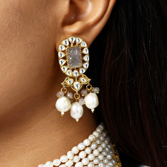 Parinita Pearl Choker