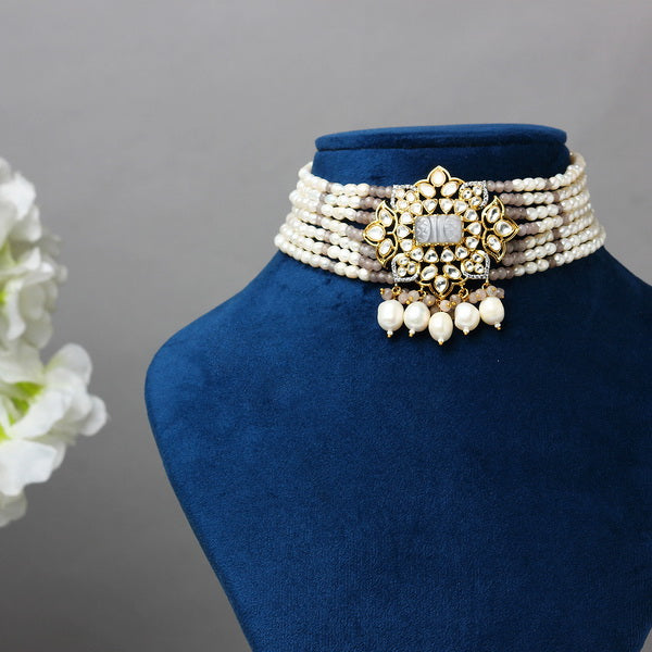 Parinita Pearl Choker