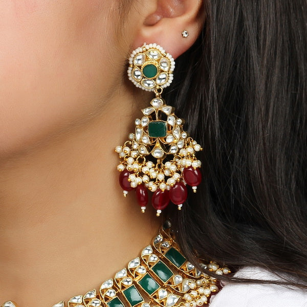 Advika Choker in Pachi Kundan