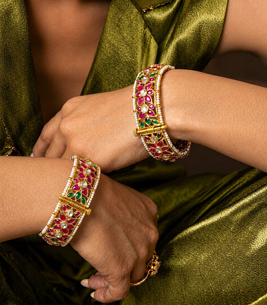 Zaveri Jadau Bangles