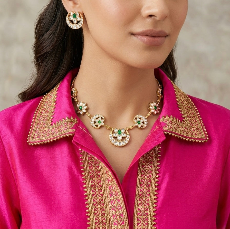 The Mayura Garland