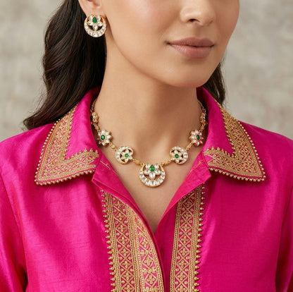 The Mayura Garland