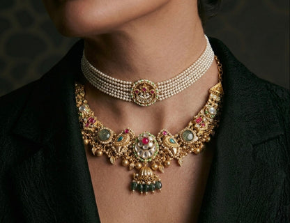 Husn-e-Gul Choker
