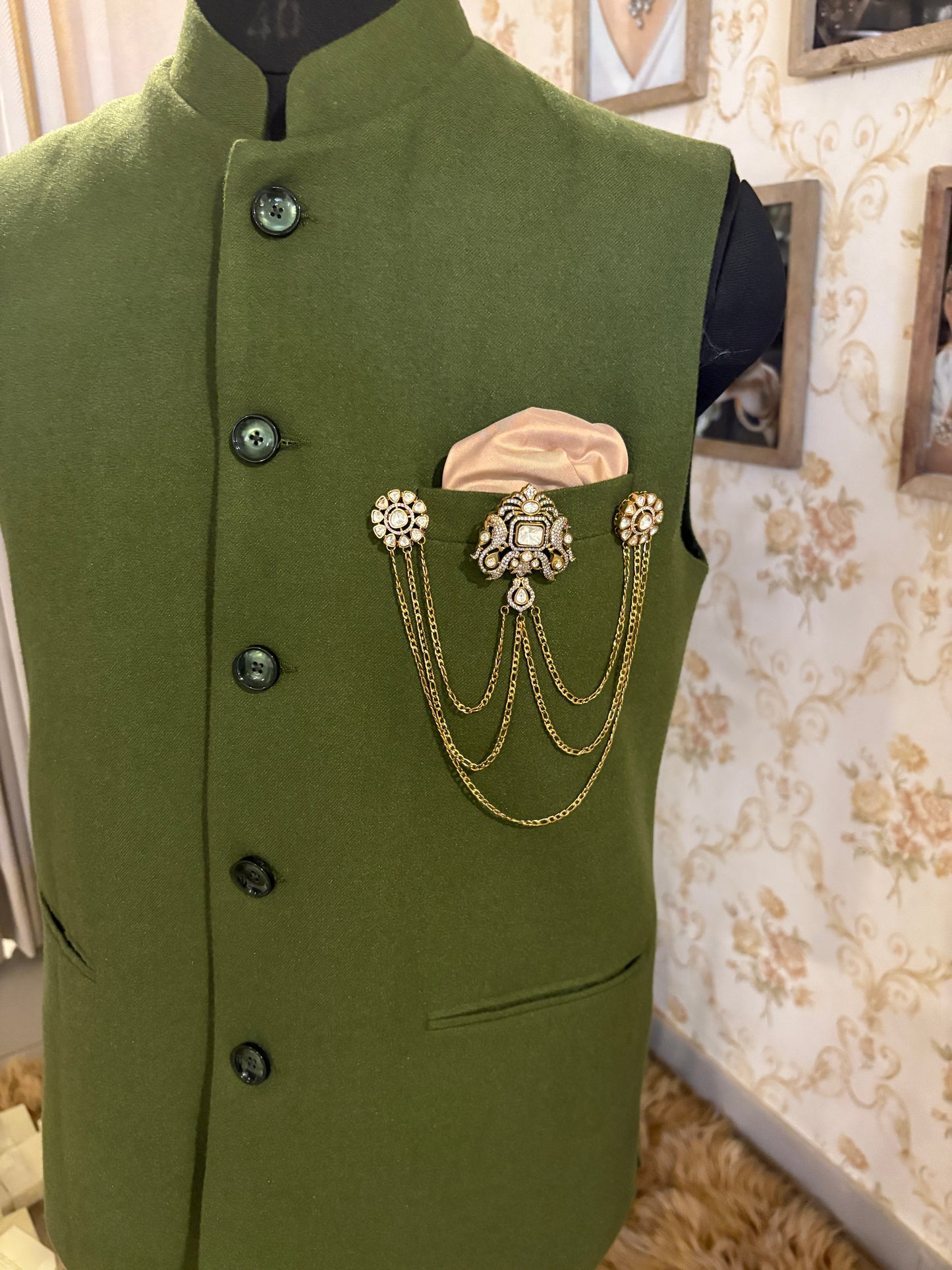 Raees Polki Brooch