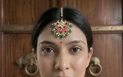 Mallika Kundan MaangTikka