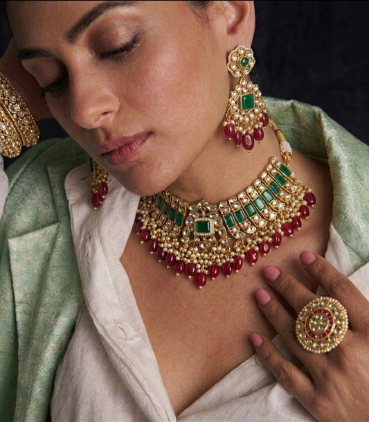 Advika Choker in Pachi Kundan