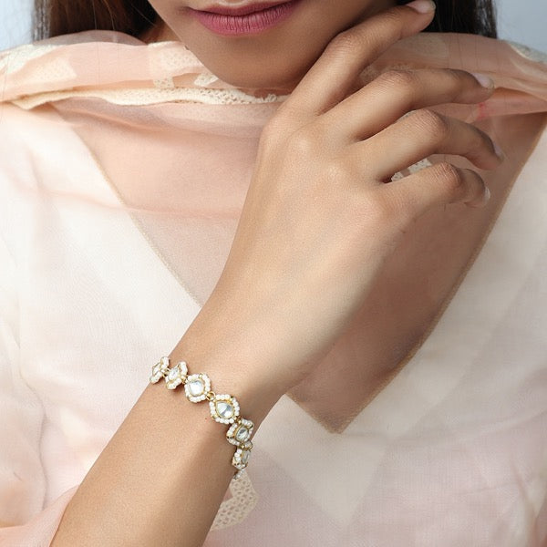 Navya Kundan Bracelet