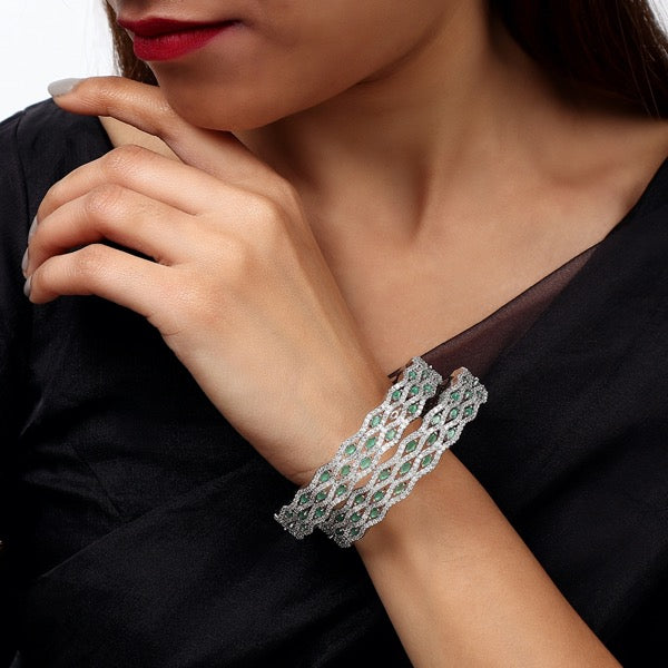 Dia AD Bangle in Green