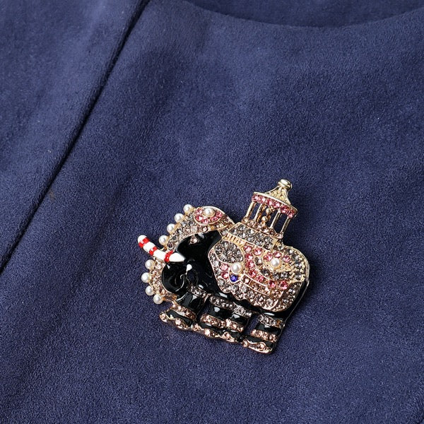 Royal Entourage Small