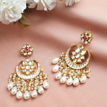 Ruhi Ahmedabadi Kundan Earrings