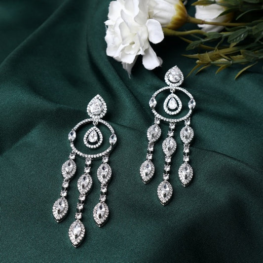 Tassle in White