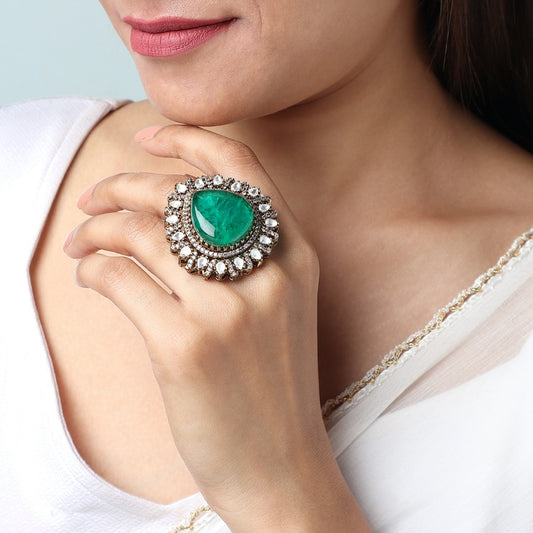 Lavya Emerald Polki Ring