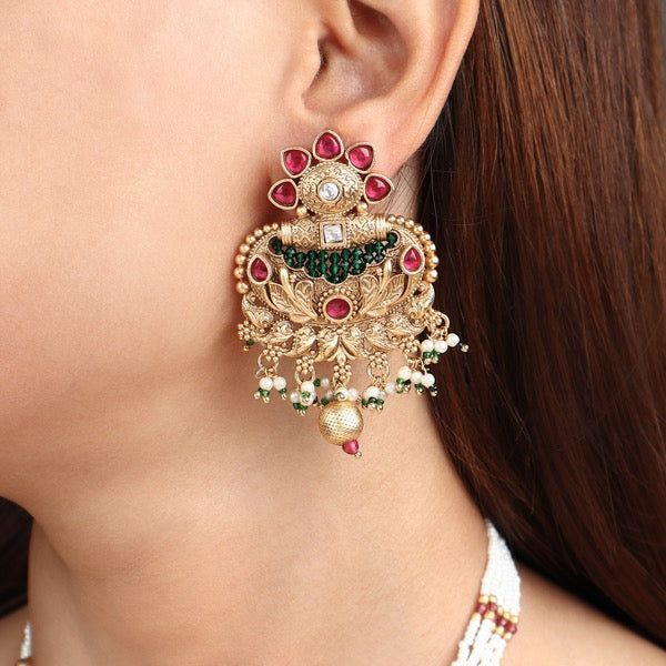 Avni Gold and Pearl Haar