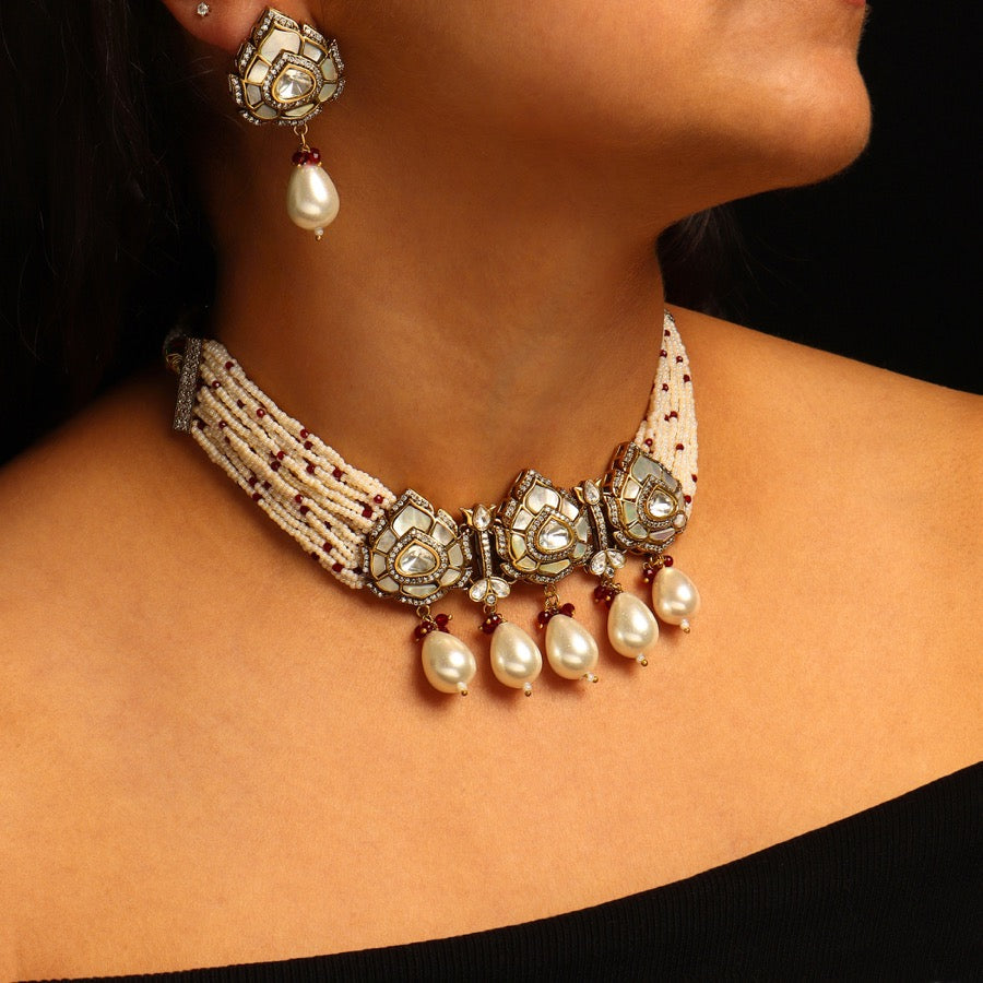 MoonShell Grace Choker