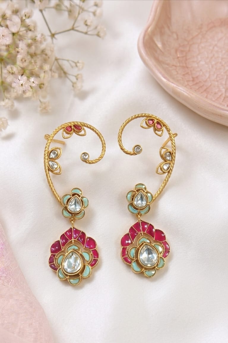 Parijat Ear Cuff