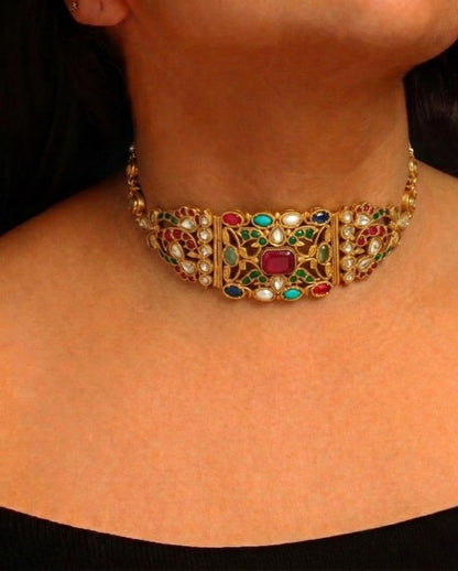 Antique Gold neck Set