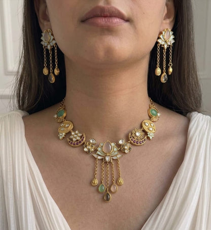 Kamala Pendant Necklace Set