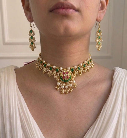 Devika  Neck Set