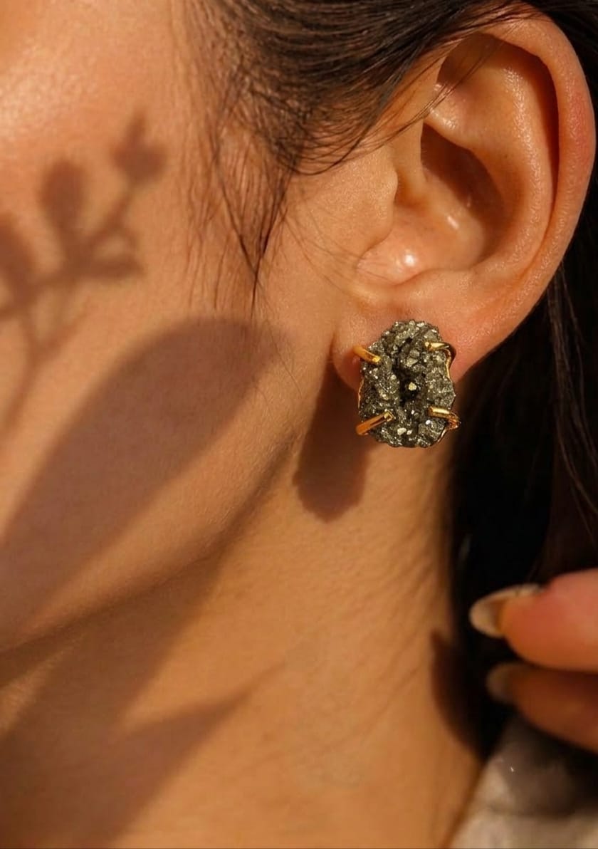 Prithvi Raw Stud Earrings