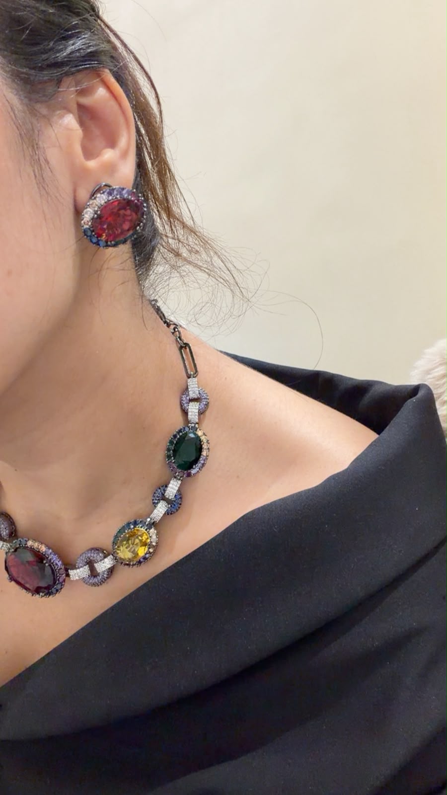 Rainbow Statement Neck Set