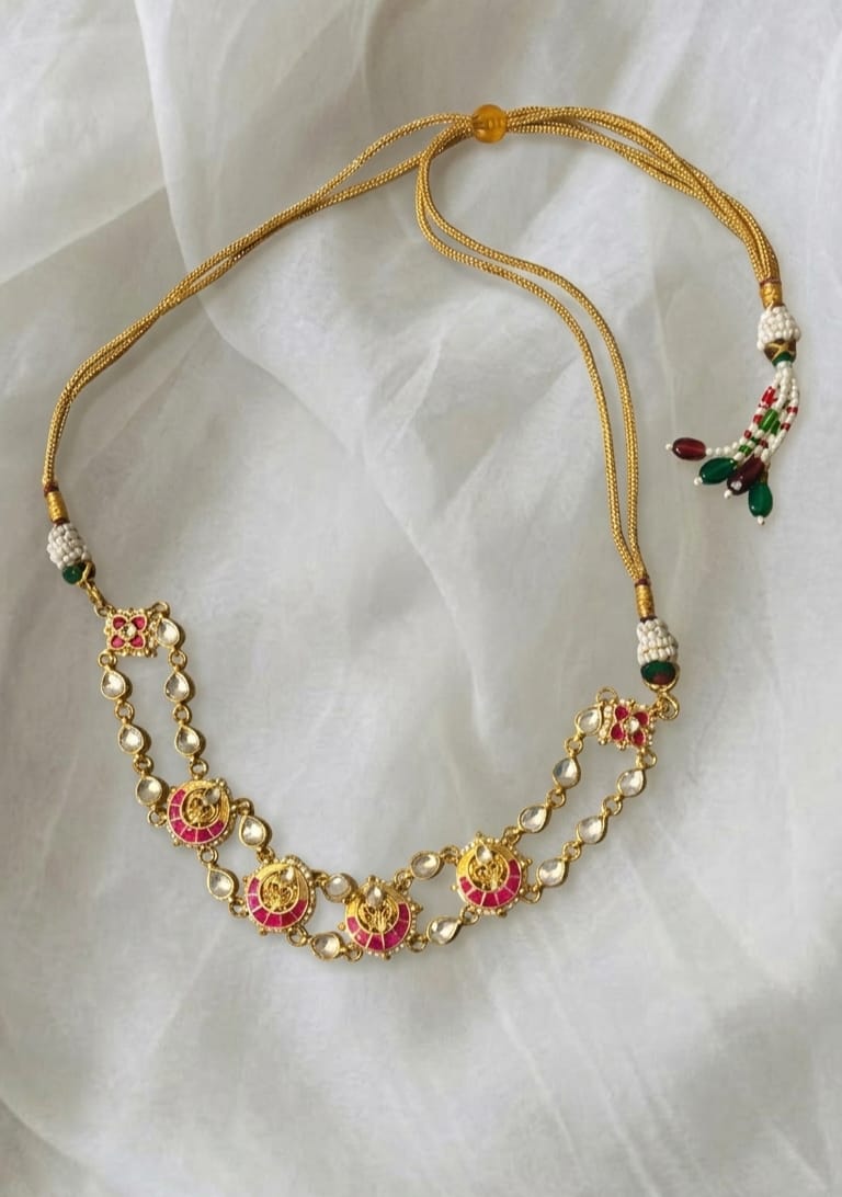 Ruhi choker necklace